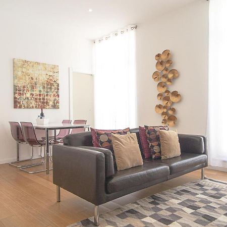 Baixa Chiado 2 Bedroom Duplex Apt With Ac Elevator リスボン エクステリア 写真